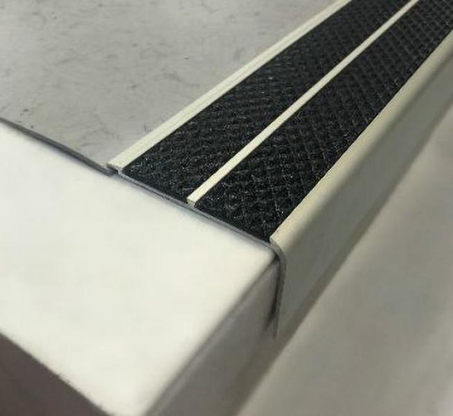 AA208 (CLEARANCE - limited availability)